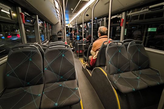 Άγρια επίθεση σε οδηγό λεωφορείου στα Χανιά